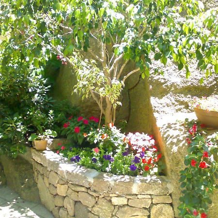 Hotel La Roccia Палау Екстериор снимка